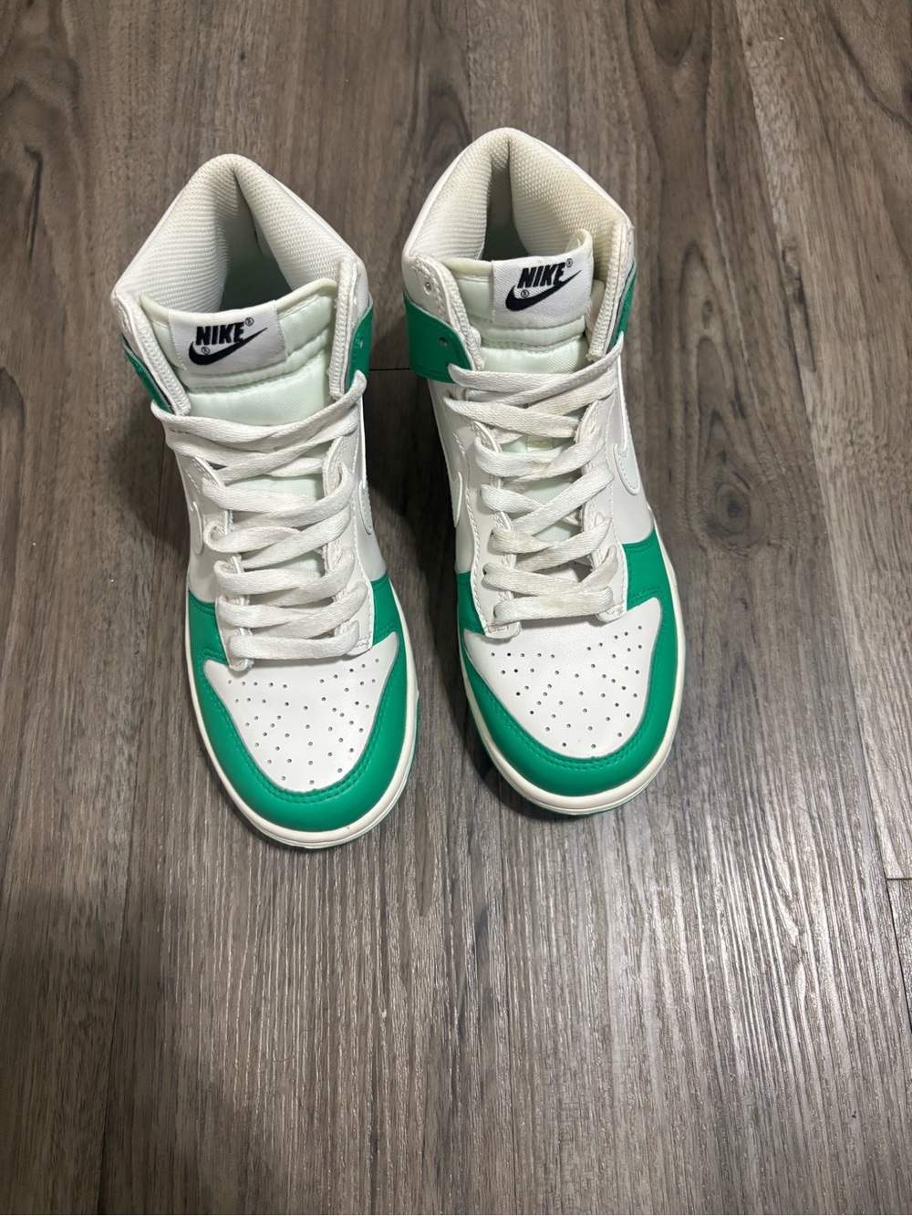 Nike Kids High-Top Sneakers in White and Green